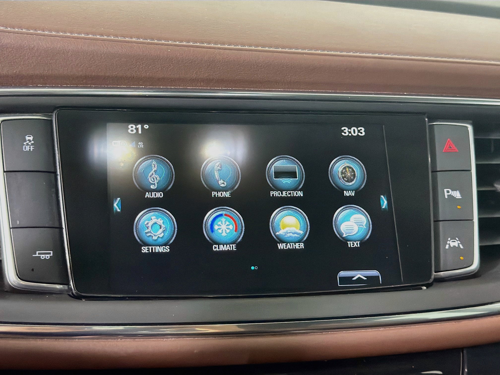 Used 2018 Buick Enclave Avenir w/ Avenir Technology Package FWD image 19