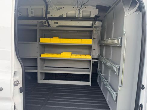 Used 2023 Ford Transit 250 148 High Roof RWD image 7