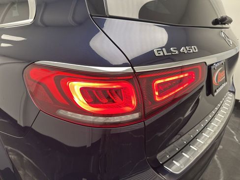 Used 2022 Mercedes-Benz GLS 450 4MATIC image 35