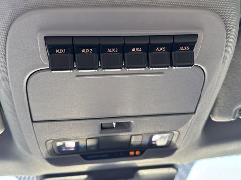 New 2026 Ford F250 XLT w/ XLT Premium Package image 24