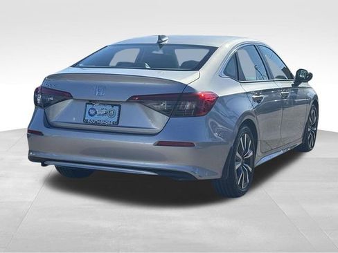 Used 2024 Honda Civic EX image 6