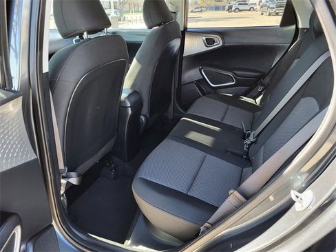 Used 2025 Kia Soul LX w/ LX Technology Package image 13