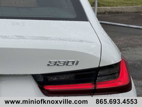 Used 2023 BMW 330i xDrive Sedan w/ Premium Package image 33