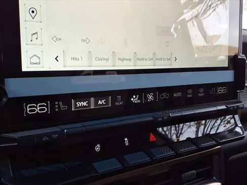 New 2025 GMC Hummer EV 2X image 7