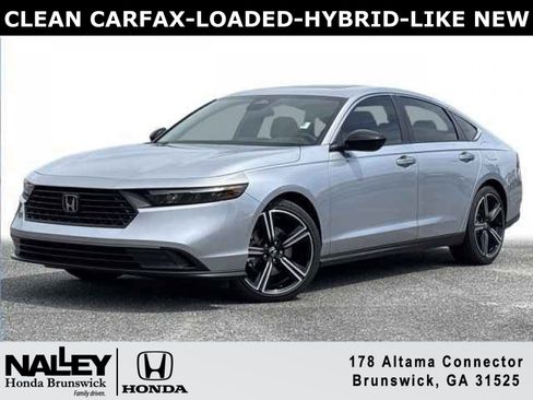 Used 2025 Honda Accord Sport image 1