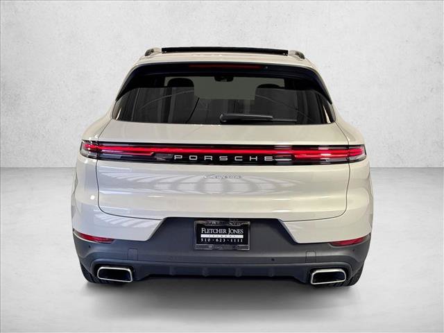Certified 2026 Porsche Cayenne AWD/4WD image 10