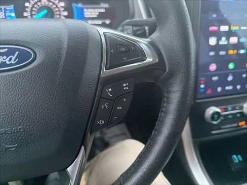 Used 2024 Ford Edge SEL image 39