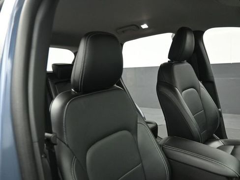Certified 2025 Ford Escape Platinum AWD/4WD image 30