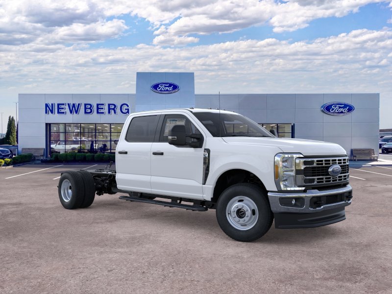 New 2026 Ford F350 XL w/ XL Chrome Package AWD/4WD 360° Tour