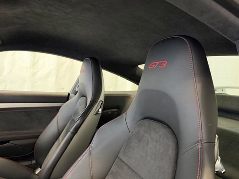 Used 2018 Porsche 911 GT3 image 23