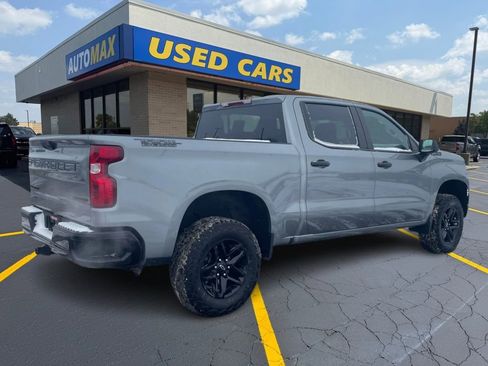 Used 2024 Chevrolet Silverado 1500 Custom Trail Boss w/ Dark Appearance Package image 5