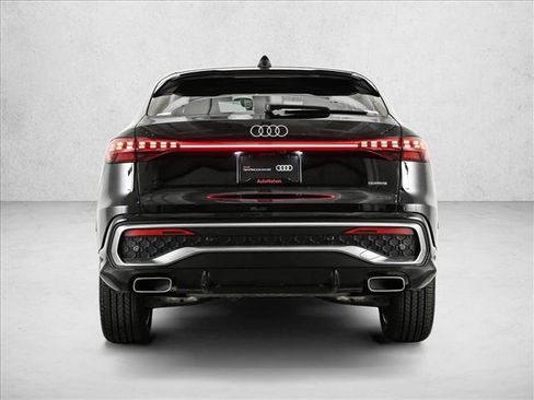 Certified 2025 Audi Q5 Premium w/ Convenience Package AWD/4WD image 7
