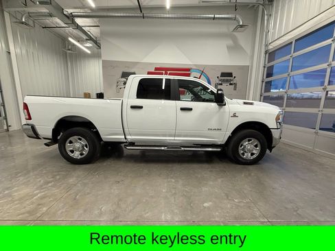 Used 2023 RAM 2500 Big Horn w/ Level 1 Equipment Group image 4