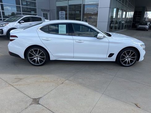 Used 2023 Genesis G70 2.0T image 8