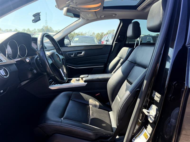 Used 2014 Mercedes-Benz E 250 BlueTEC 4MATIC Sedan image 20