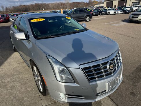 Used 2014 Cadillac XTS Luxury image 3