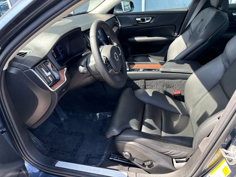 Used 2023 Volvo S60 B5 Ultimate w/ Climate Package FWD image 8