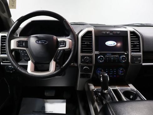 Used 2019 Ford F150 Lariat w/ Equipment Group 501A Mid image 18