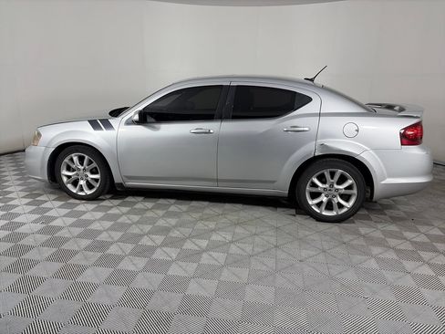 Used 2012 Dodge Avenger R/T FWD image 4