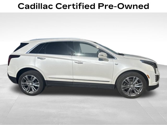 Used 2024 Cadillac XT5 Premium Luxury AWD/4WD image 2