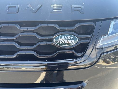 Used 2021 Land Rover Range Rover Evoque R-Dynamic S AWD/4WD image 9
