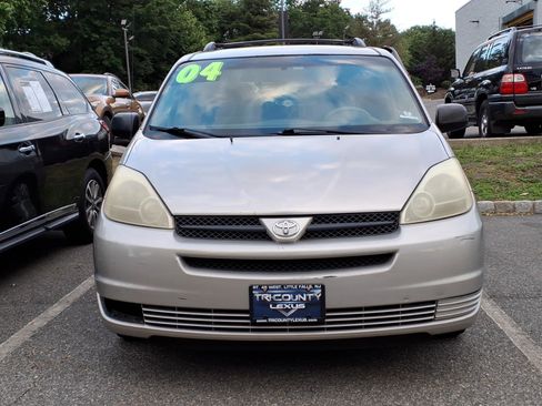 Used 2004 Toyota Sienna CE FWD image 11