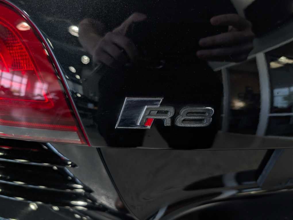 Used 2015 Audi R8 V8 AWD/4WD image 12