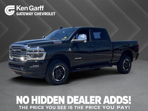 Used 2025 RAM 2500 Laramie AWD/4WD image 1
