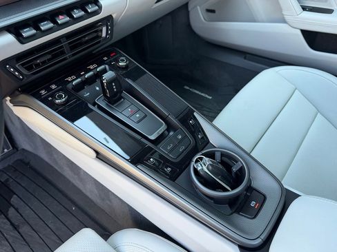 Certified 2024 Porsche 911 Carrera image 23