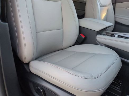 New 2025 Ford Explorer Active w/ Active Comfort Package image 24