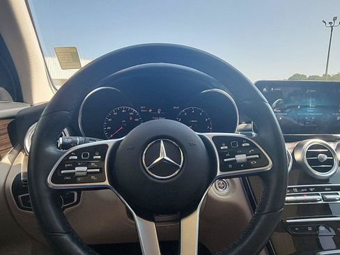 Used 2020 Mercedes-Benz GLC 300 4MATIC image 12