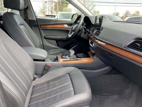 Used 2023 Audi Q5 2.0T Premium w/ Convenience Package AWD/4WD image 27
