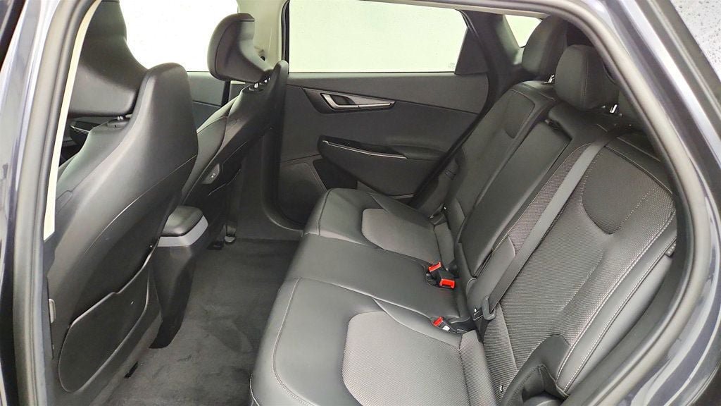 Used 2025 Kia EV6 Light w/ Light LR Technology Package RWD image 17