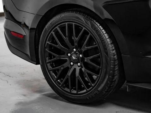Used 2020 Ford Mustang GT Premium w/ GT Performance Package RWD image 40