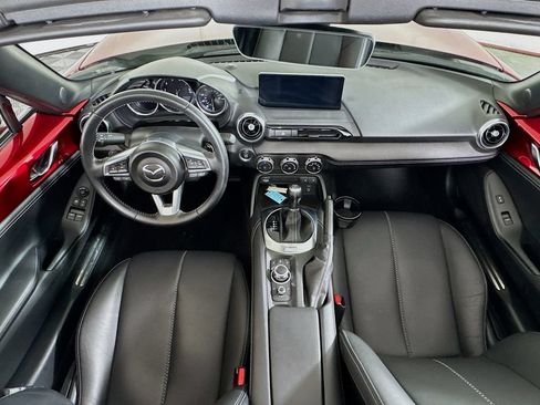 Used 2025 MAZDA MX-5 Miata RF Grand Touring RWD image 29