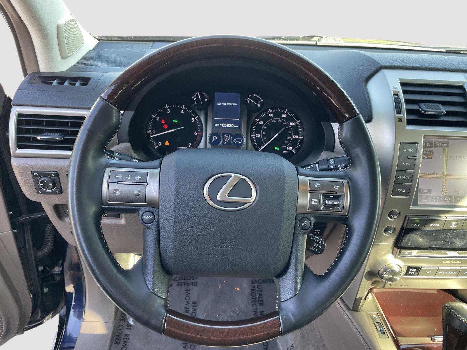 Used 2019 Lexus GX 460 Premium AWD/4WD image 25