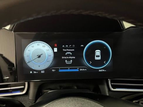 Used 2025 Hyundai Elantra SEL FWD image 27