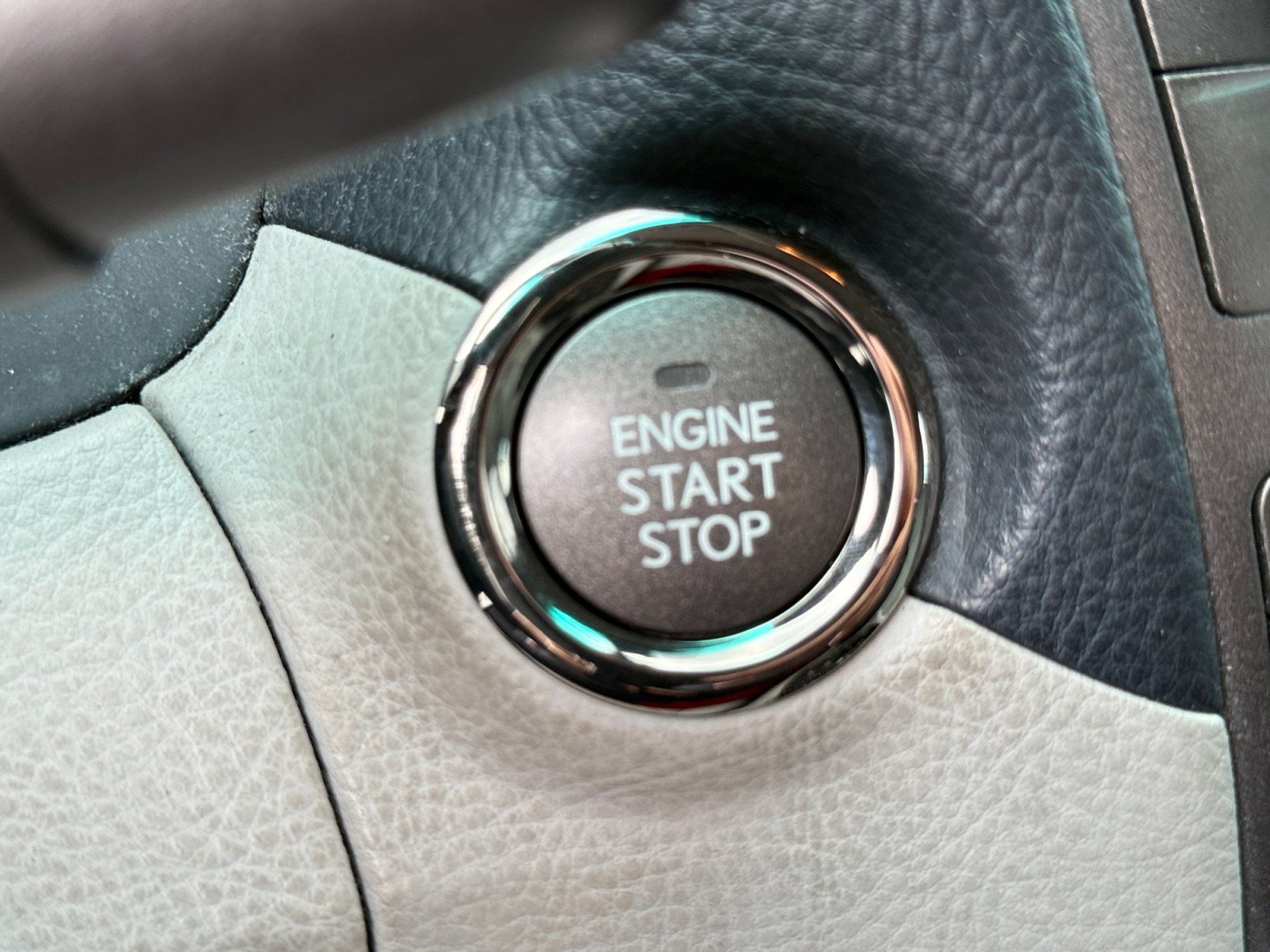 Used 2010 Lexus LS 460 AWD image 28