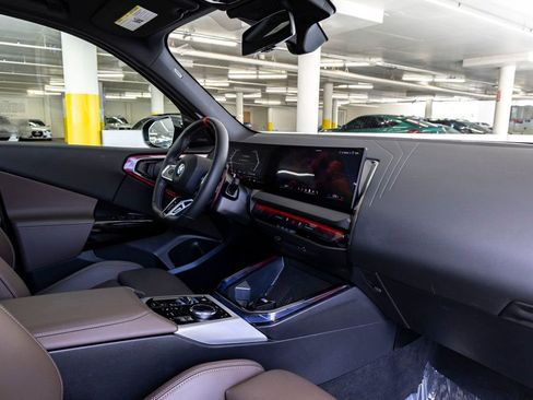 Certified 2025 BMW X3 M50 image 31