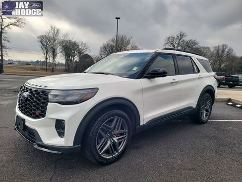 New 2026 Ford Explorer ST w/ Sun And Sound Package AWD/4WD image 8