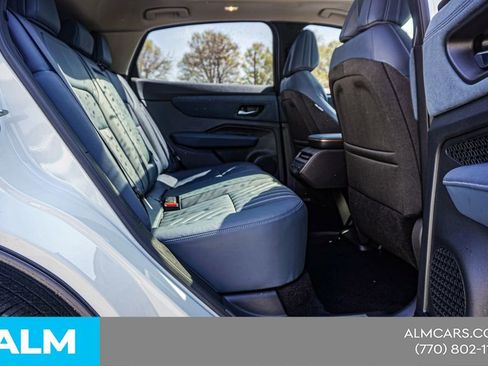 Used 2023 Nissan Ariya image 23