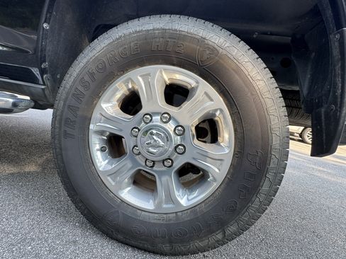 Used 2025 RAM 2500 Big Horn AWD/4WD image 19