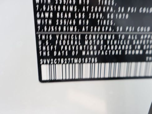 New 2026 Volkswagen Taos SE image 40