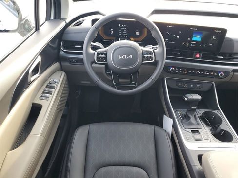 New 2026 Kia Carnival image 26