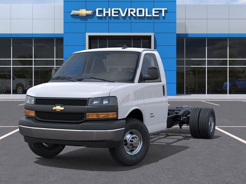 New 2025 Chevrolet Express 3500 w/ Power Convenience Package RWD image 24
