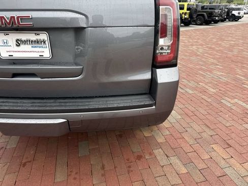Used 2020 GMC Yukon SLE w/ Convenience Package RWD image 12