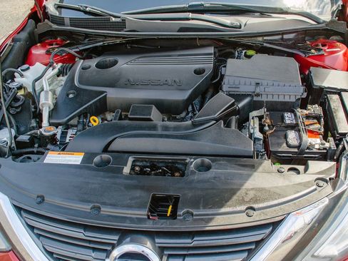 Used 2016 Nissan Altima 2.5 image 9