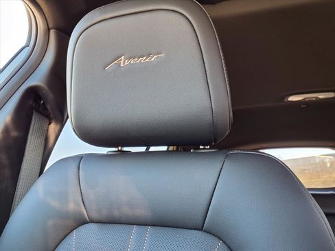 New 2026 Buick Envista Avenir image 17