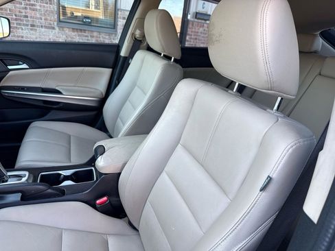 Used 2013 Honda Crosstour EX-L image 35