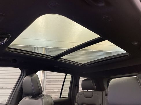 New 2025 Jeep Grand Cherokee Limited image 14